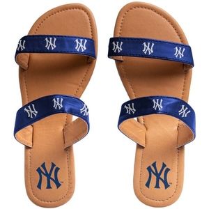 Women's New York Yankees Double-Strap Sandals